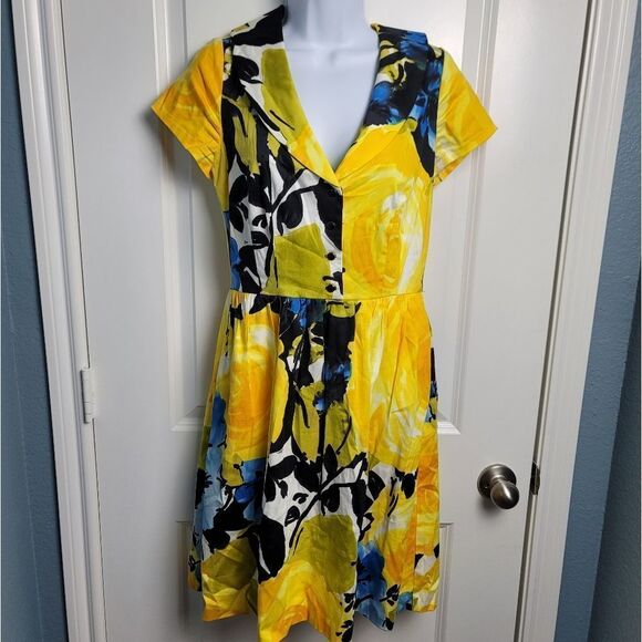 TRINA TURK Floral Dress - Picture 1 of 12